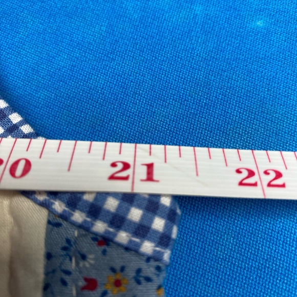 Woman’s Patchwork Quilted Handmade Vest - Picture 6 of 7